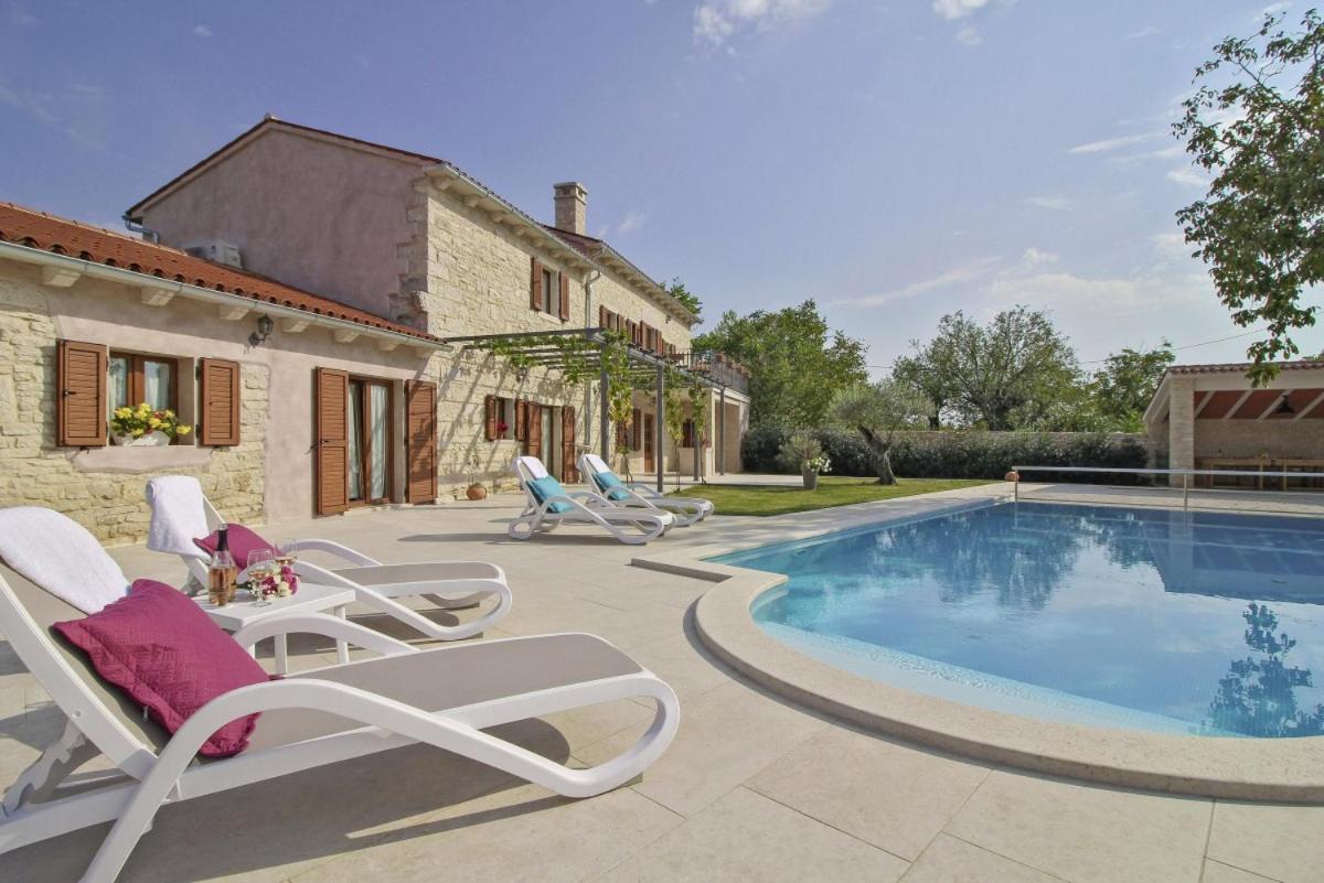 Villa Marija In Pekici Svetvinčenat Exterior foto